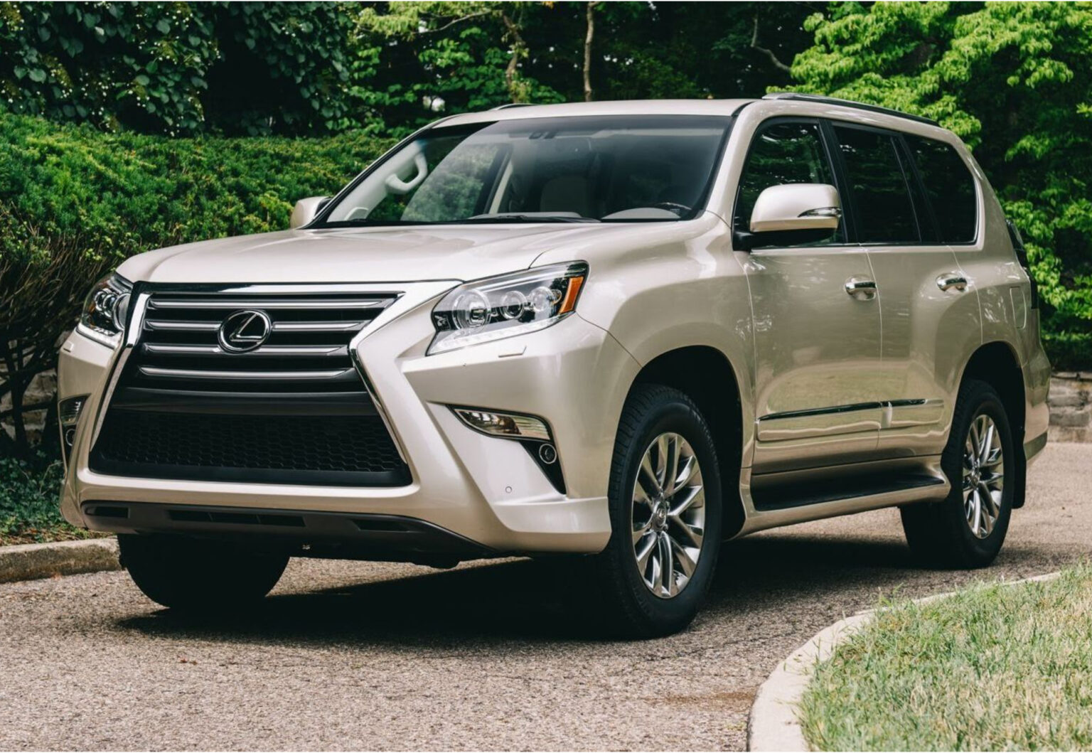 Lexus gx 460. GX 460 2016. Фото GH 460 2016.