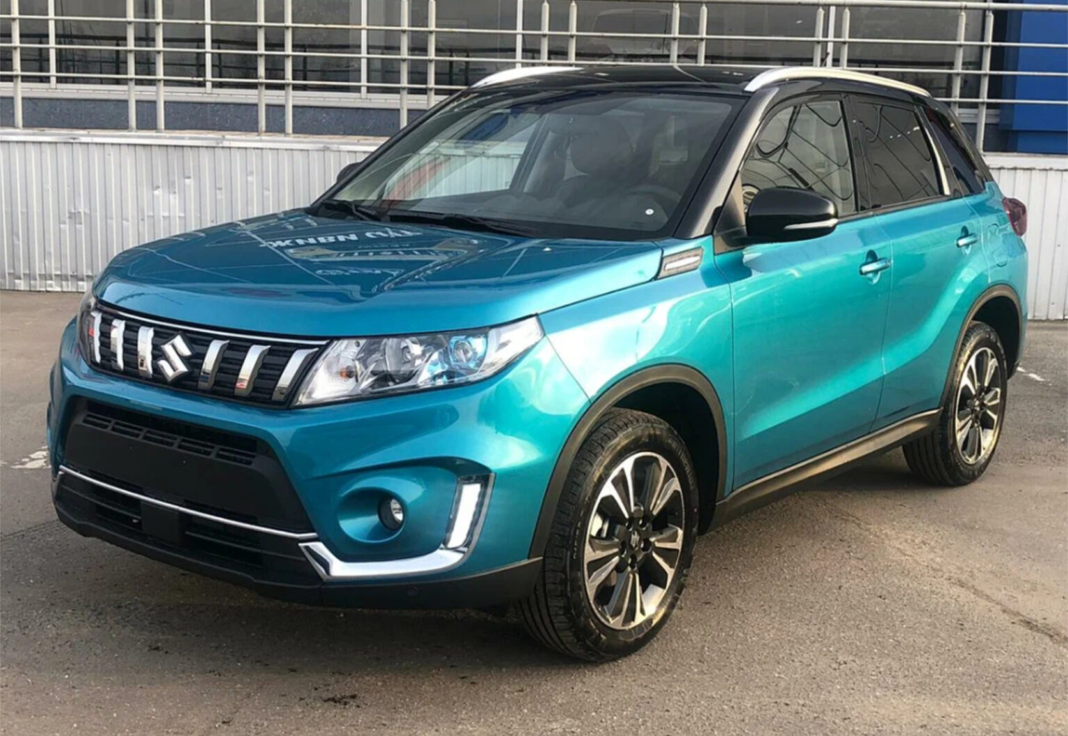 Suzuki vitara б у. Судзуки Витара 2020. Suzuki Vitara 2019. Новый Сузуки Витара 2020. Судзуки Витара 2022.